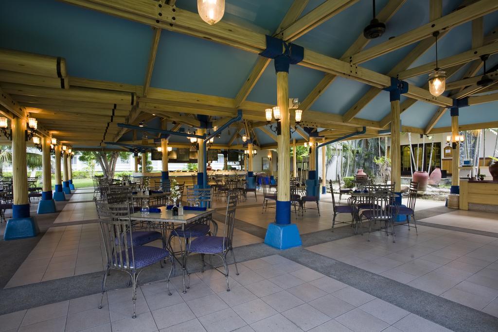 Waterfront Insular