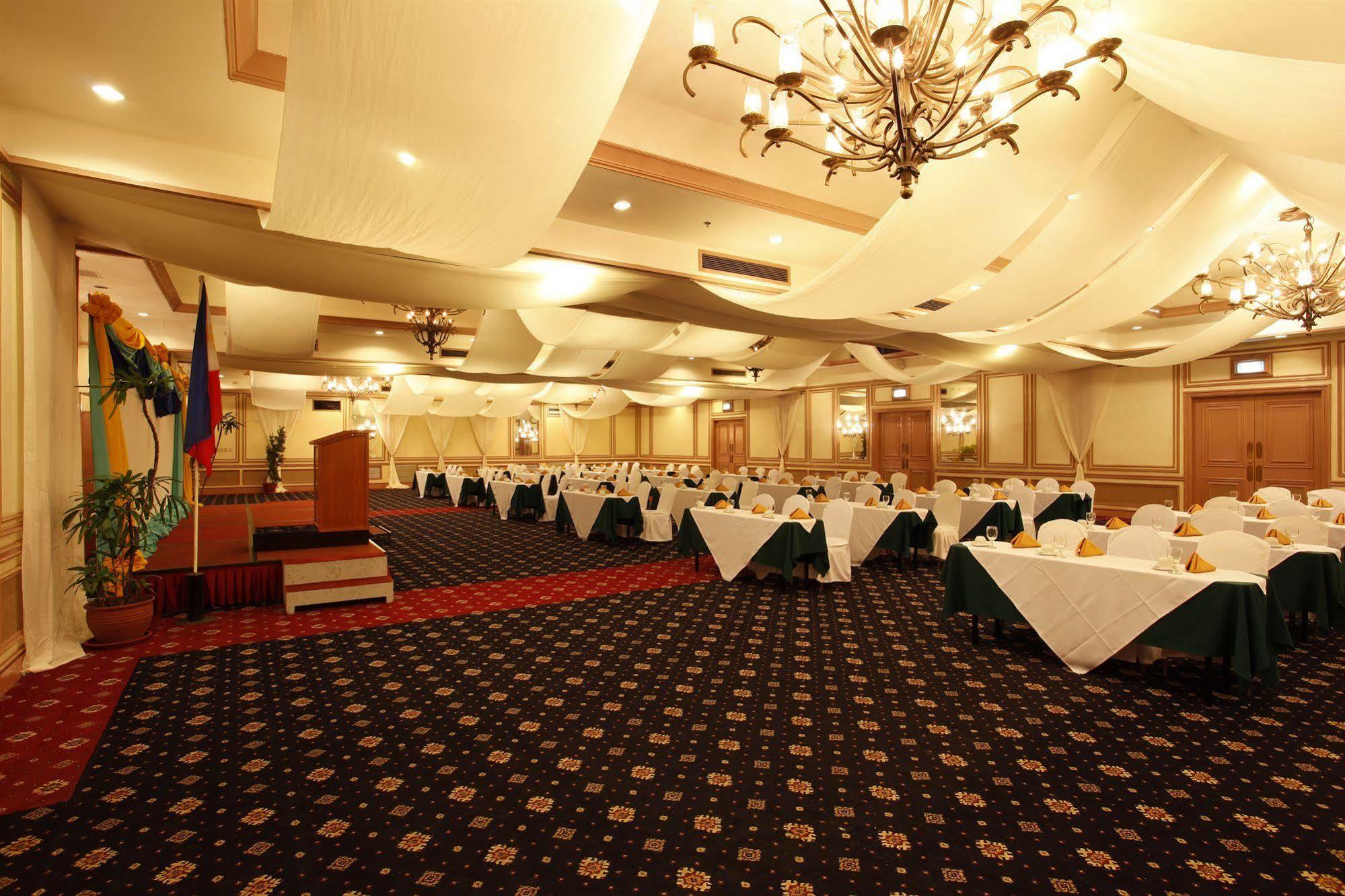 Hotel Waterfront Insular 4*